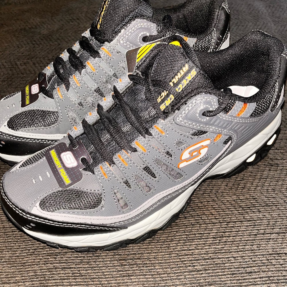Men’s Skechers memory foam